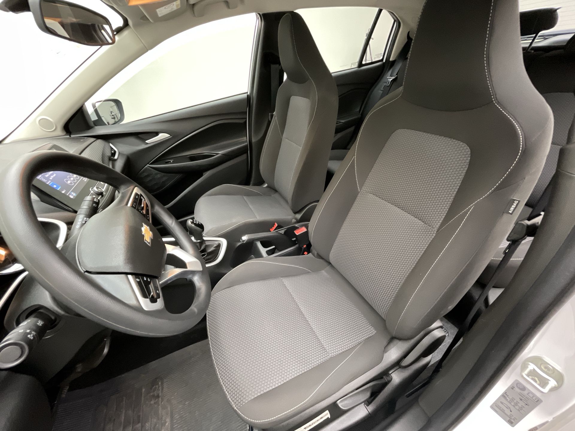 ONIX HATCH LT 1.0 12V Flex 5p Mec.