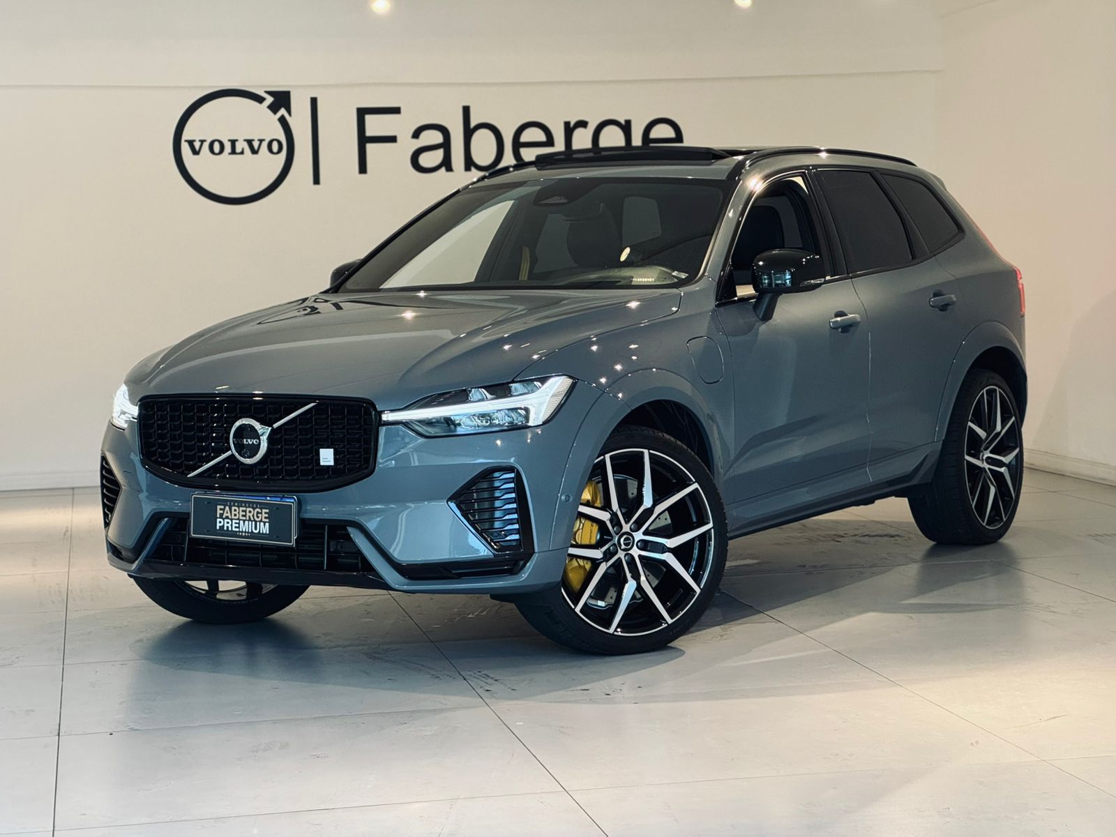 XC 60 T-8 Pol. Eng. 2.0 AWD (Híbrido)