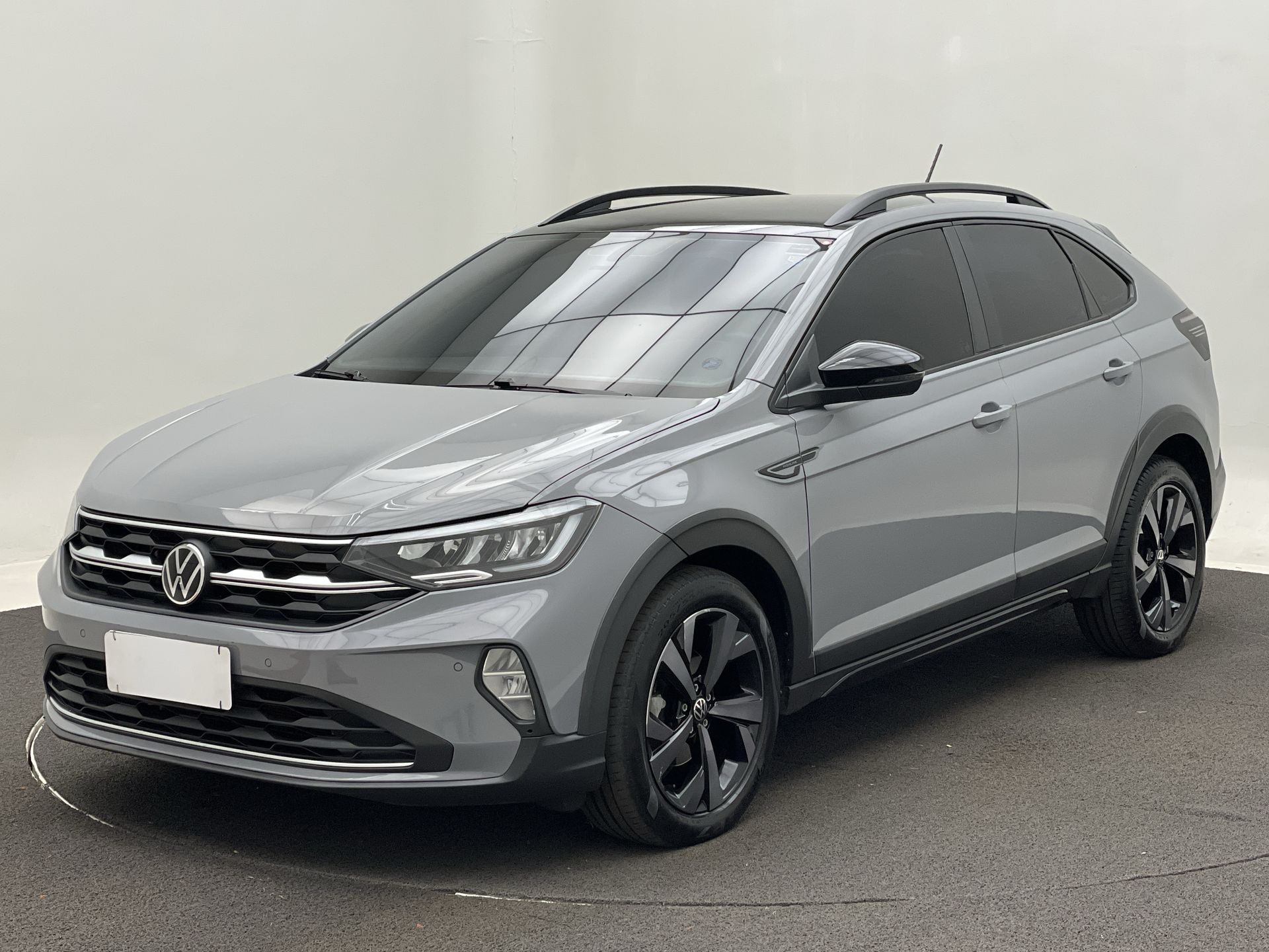 Nivus Highline 1.0 200 TSI Flex Aut.