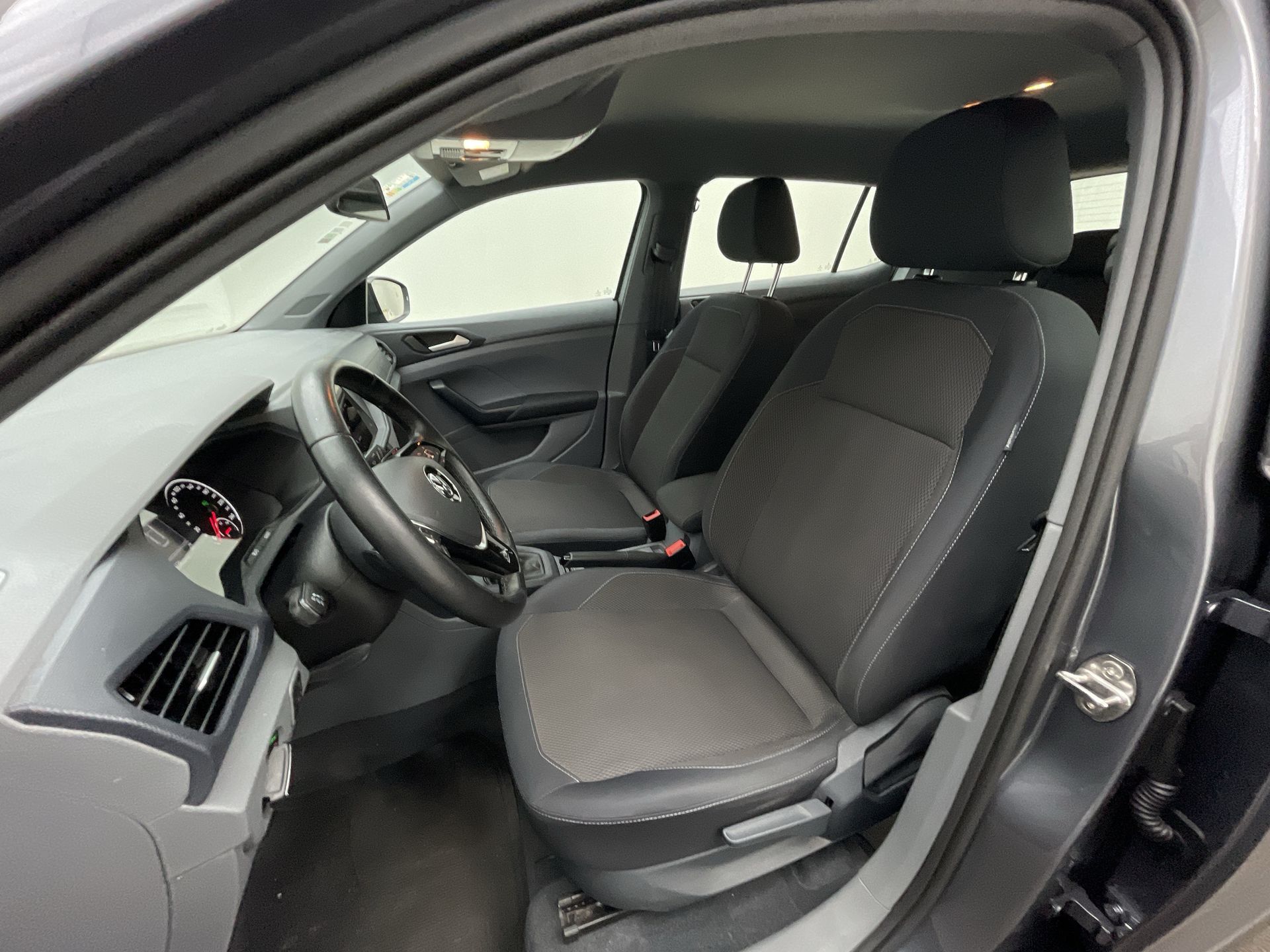 VW - Volkswagen-T-Cross-T-Cross 200 TSI 1.0  Flex 12V 5p Aut.
