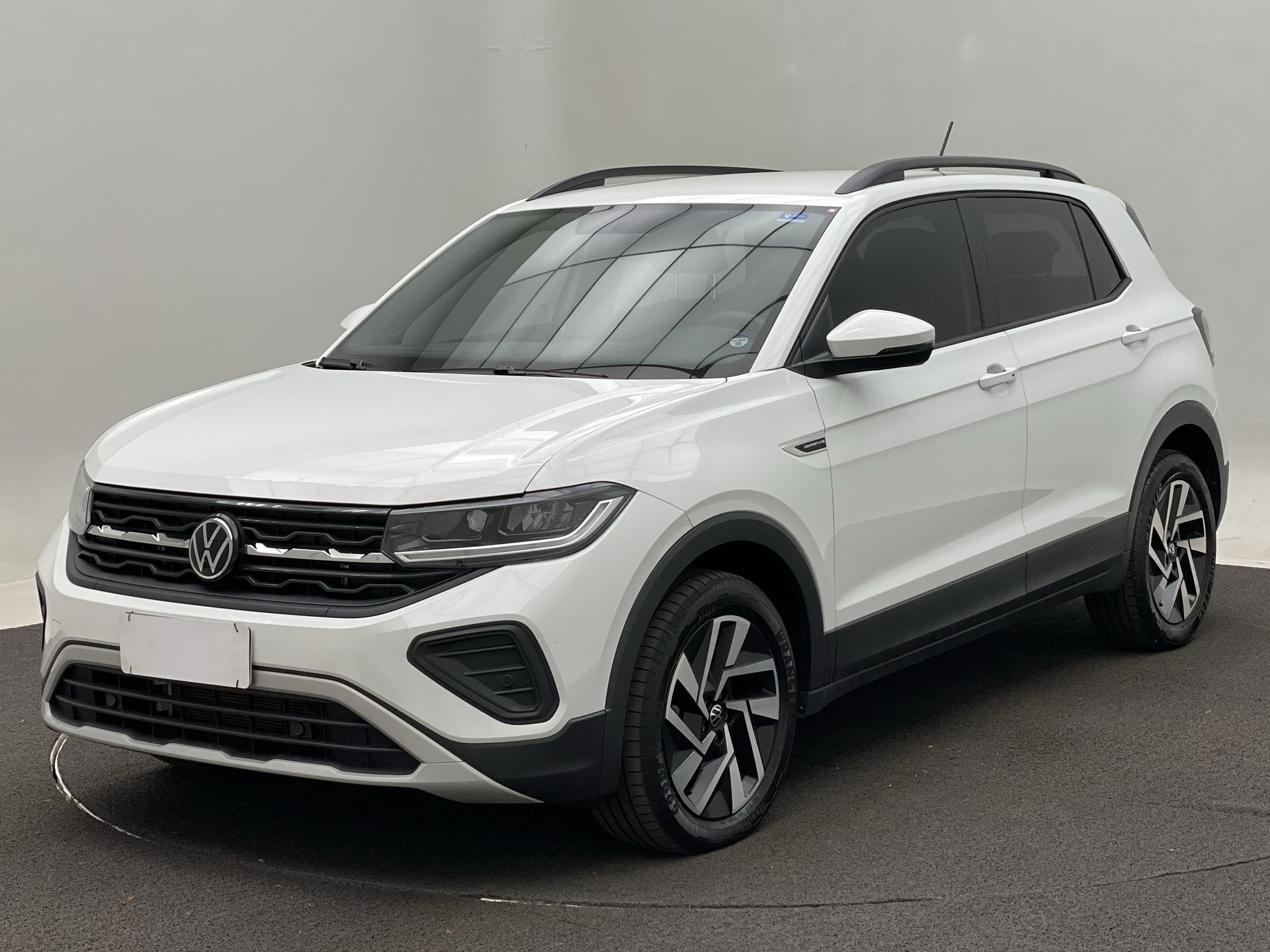 VW - Volkswagen-T-Cross-T-Cross Comfor. 200 TSI 1.0 Flex 5p Aut.