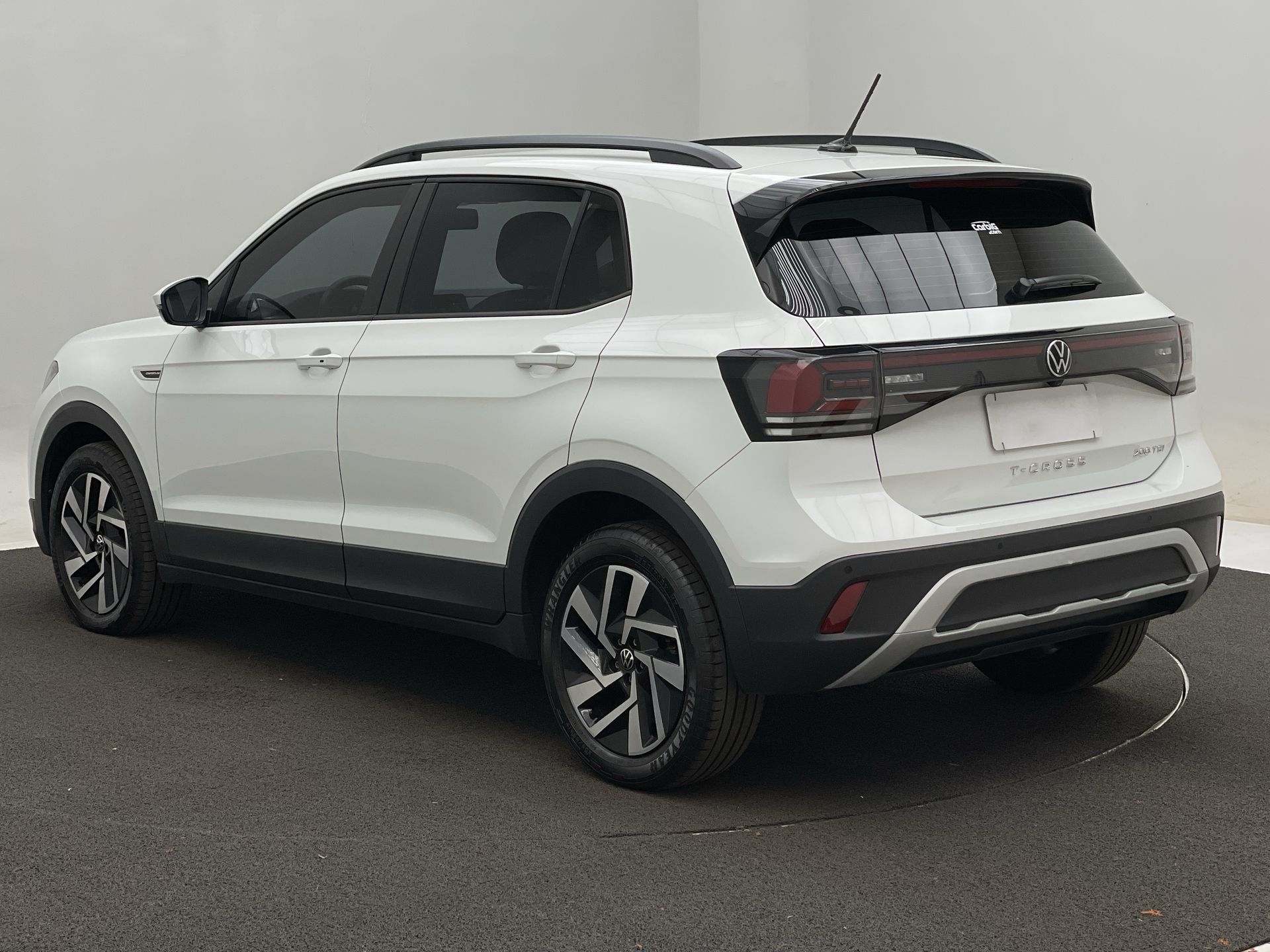 VW - Volkswagen-T-Cross-T-Cross Comfor. 200 TSI 1.0 Flex 5p Aut.