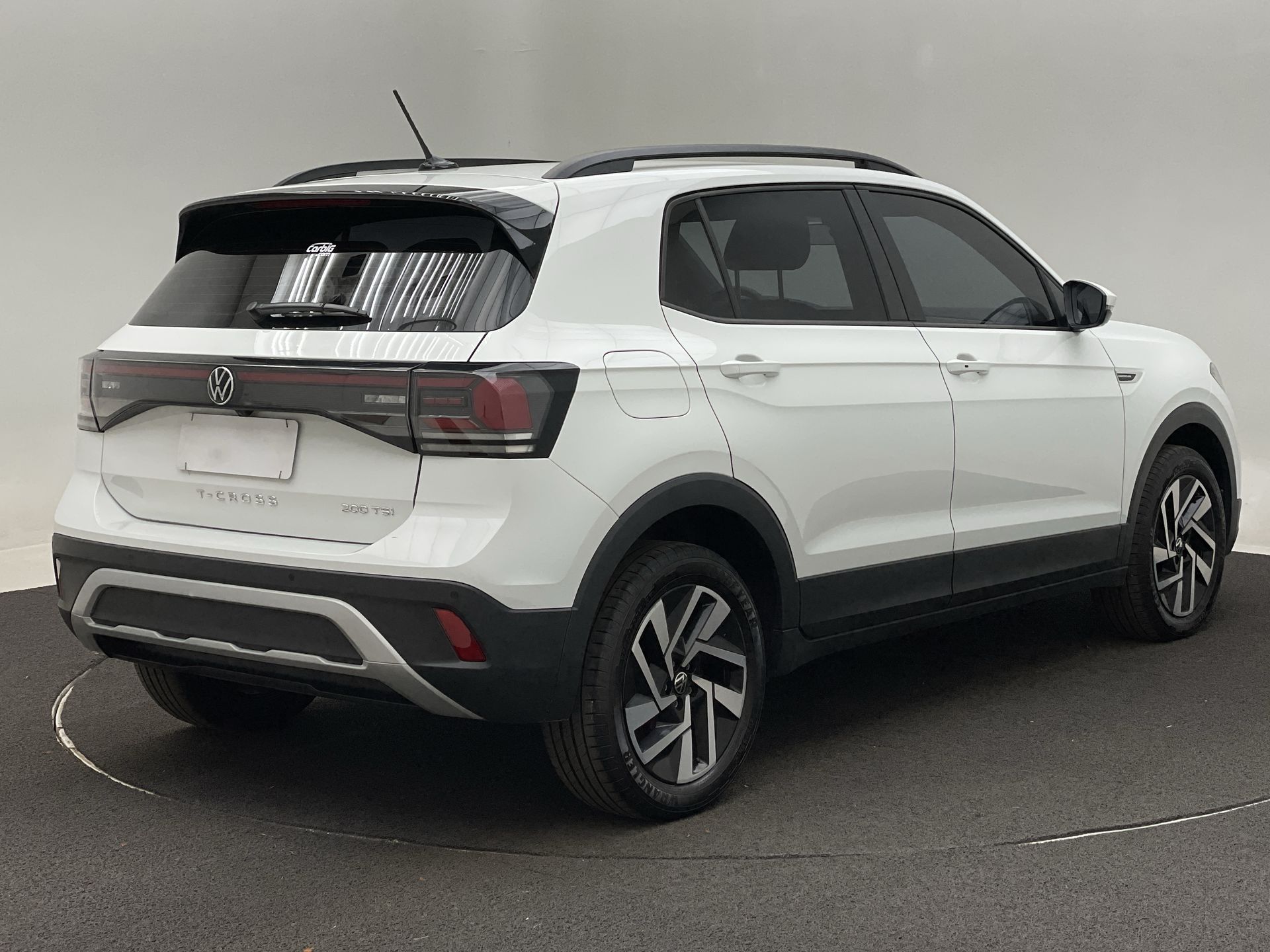 VW - Volkswagen-T-Cross-T-Cross Comfor. 200 TSI 1.0 Flex 5p Aut.