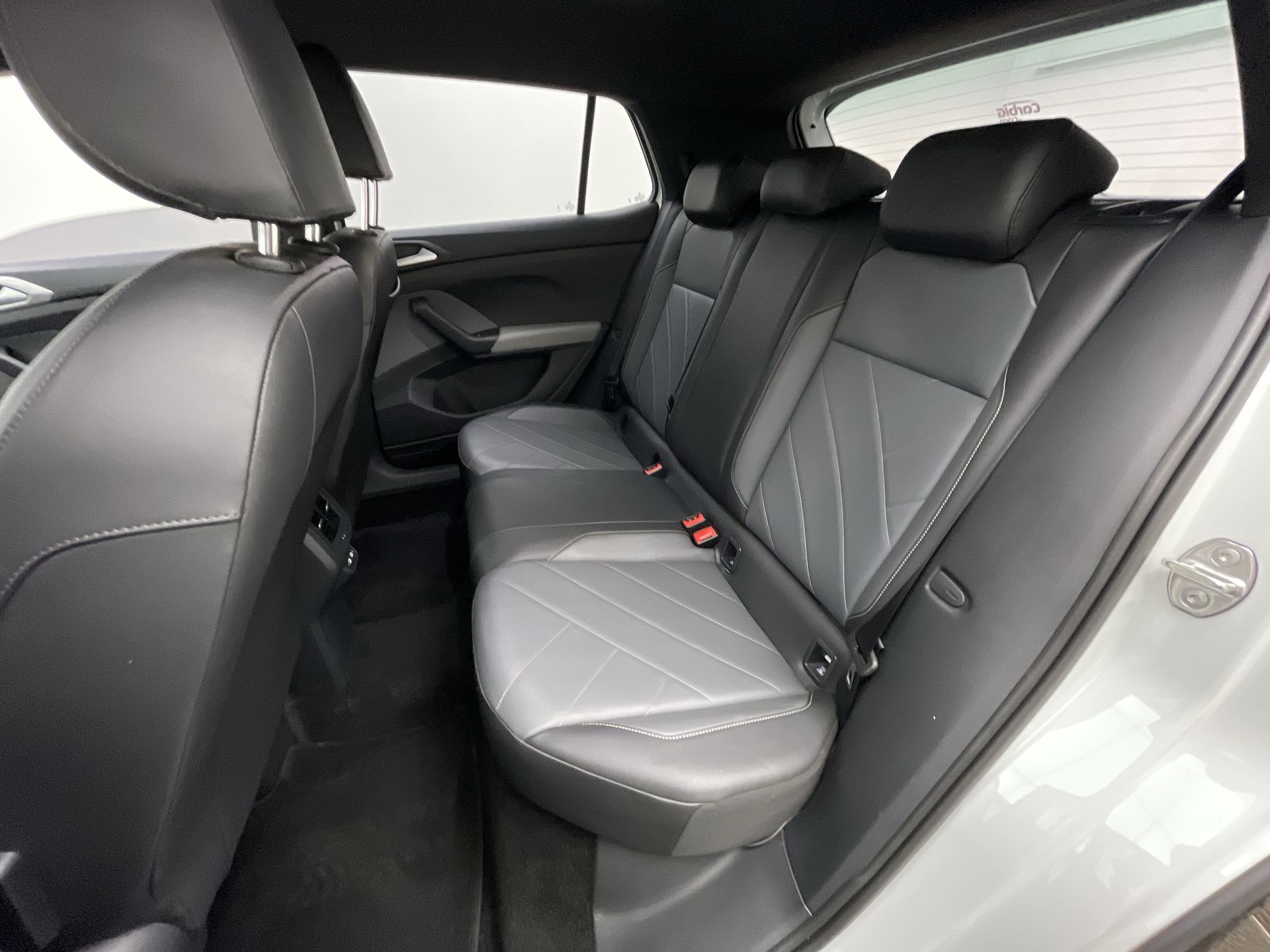 VW - Volkswagen-T-Cross-T-Cross Comfor. 200 TSI 1.0 Flex 5p Aut.