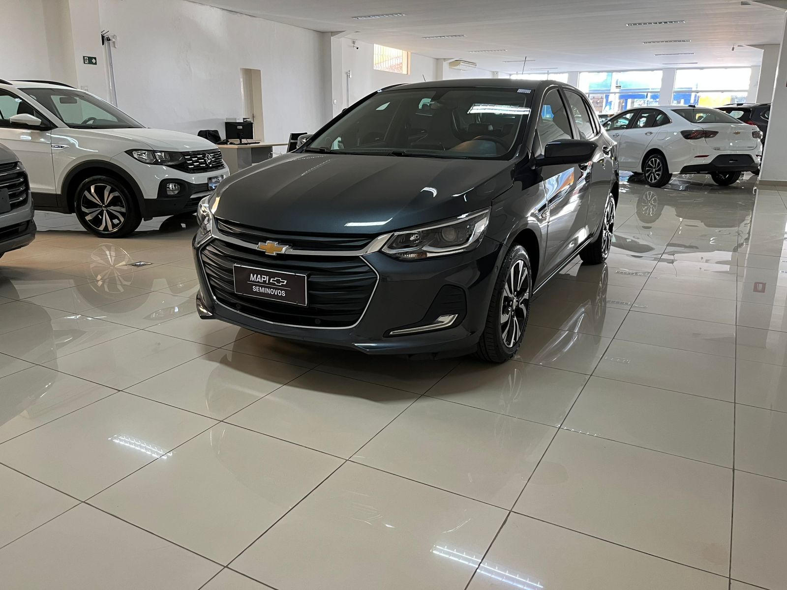 ONIX HATCH PREM. 1.0 12V TB Flex 5p Aut.