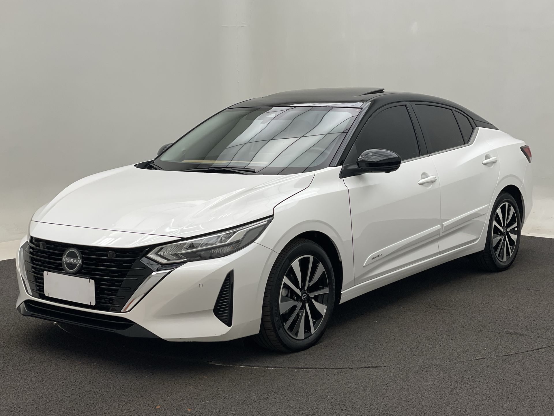 Sentra Exclu. Int. Premium 2.0 16V Aut.
