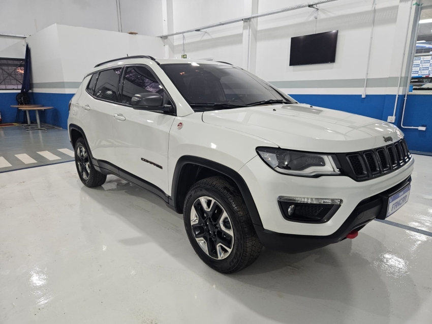 2.0 16V DIESEL TRAILHAWK 4X4 AUTOMÁTICO