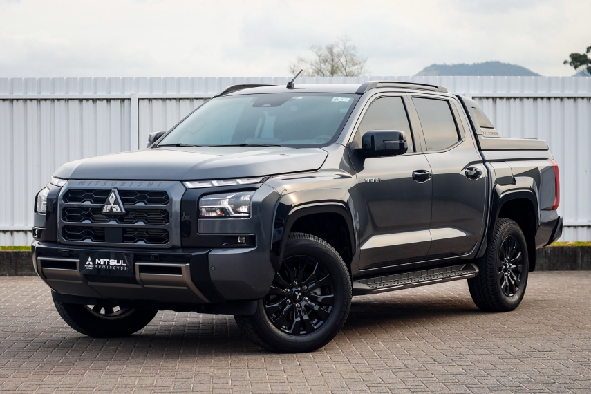 2.4 BITURBO DIESEL CD KATANA 4X4 AUTOMÁTICO