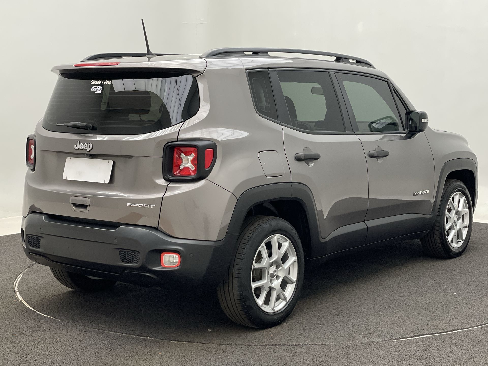 Jeep-RENEGADE-Renegade Sport 1.8 4x2 Flex 16V Aut.