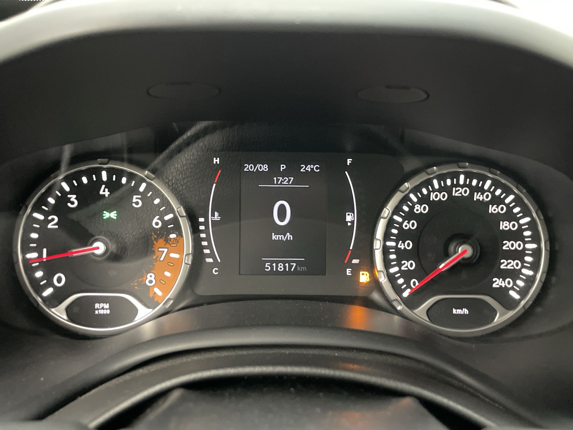 Jeep-RENEGADE-Renegade Sport 1.8 4x2 Flex 16V Aut.