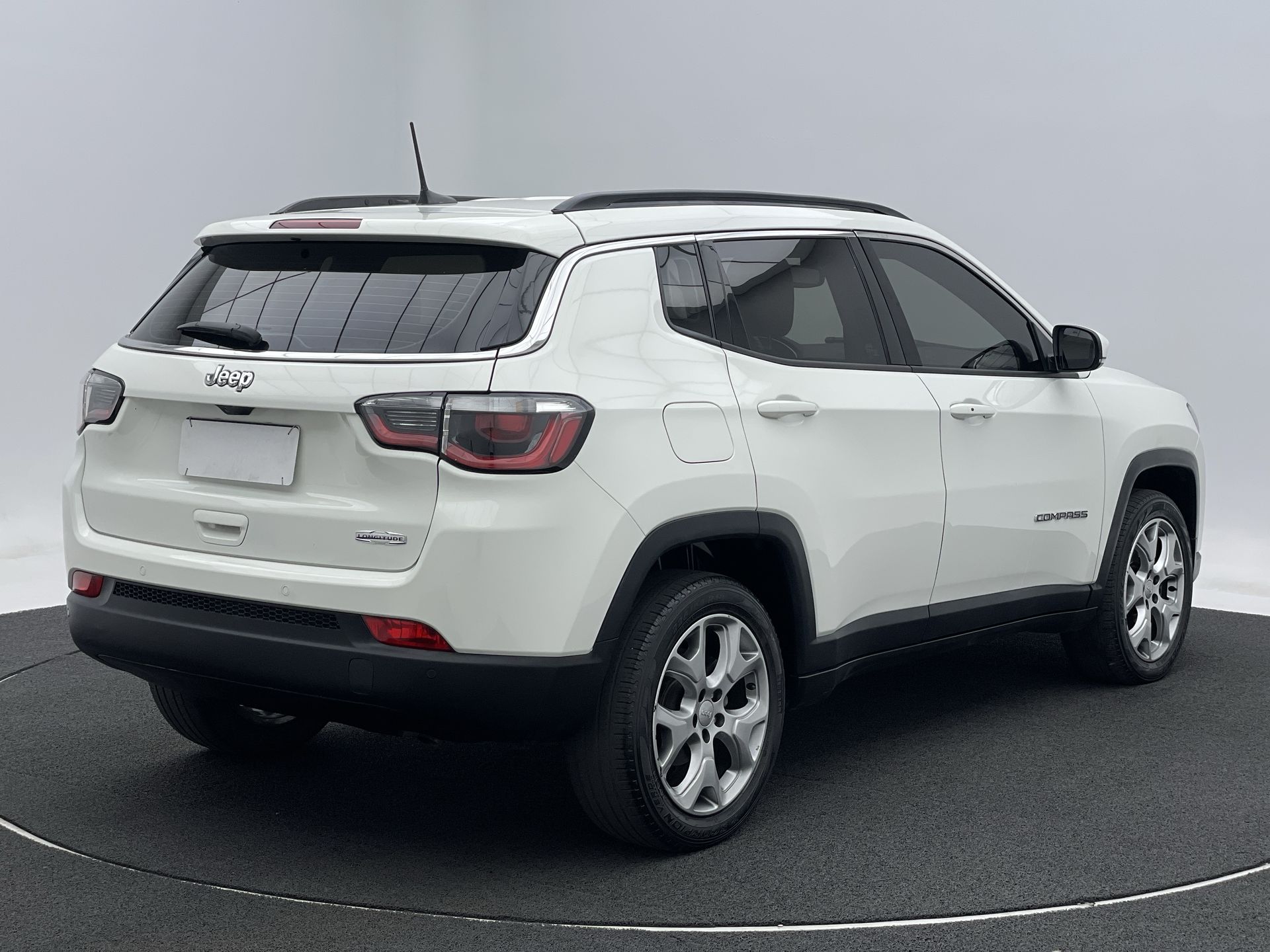 Jeep-COMPASS-COMPASS LONGITUDE 2.0 4x2 Flex 16V Aut.