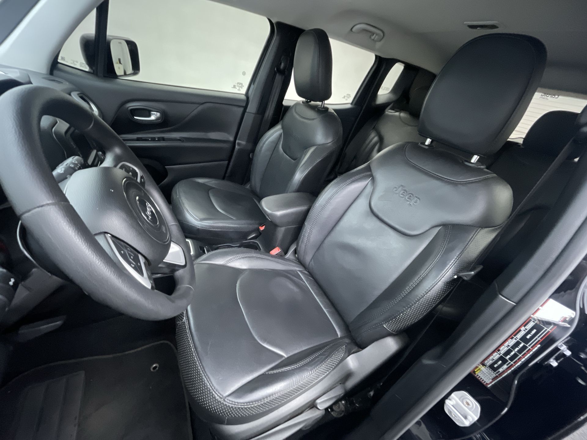 renegade sport 1.8 4x2 flex 16v aut.
