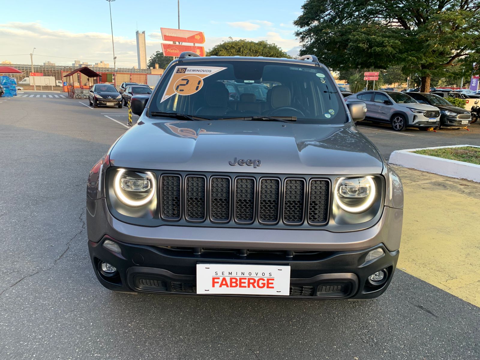 Renegade Longitude 1.8 4x2 Flex 16V Aut.