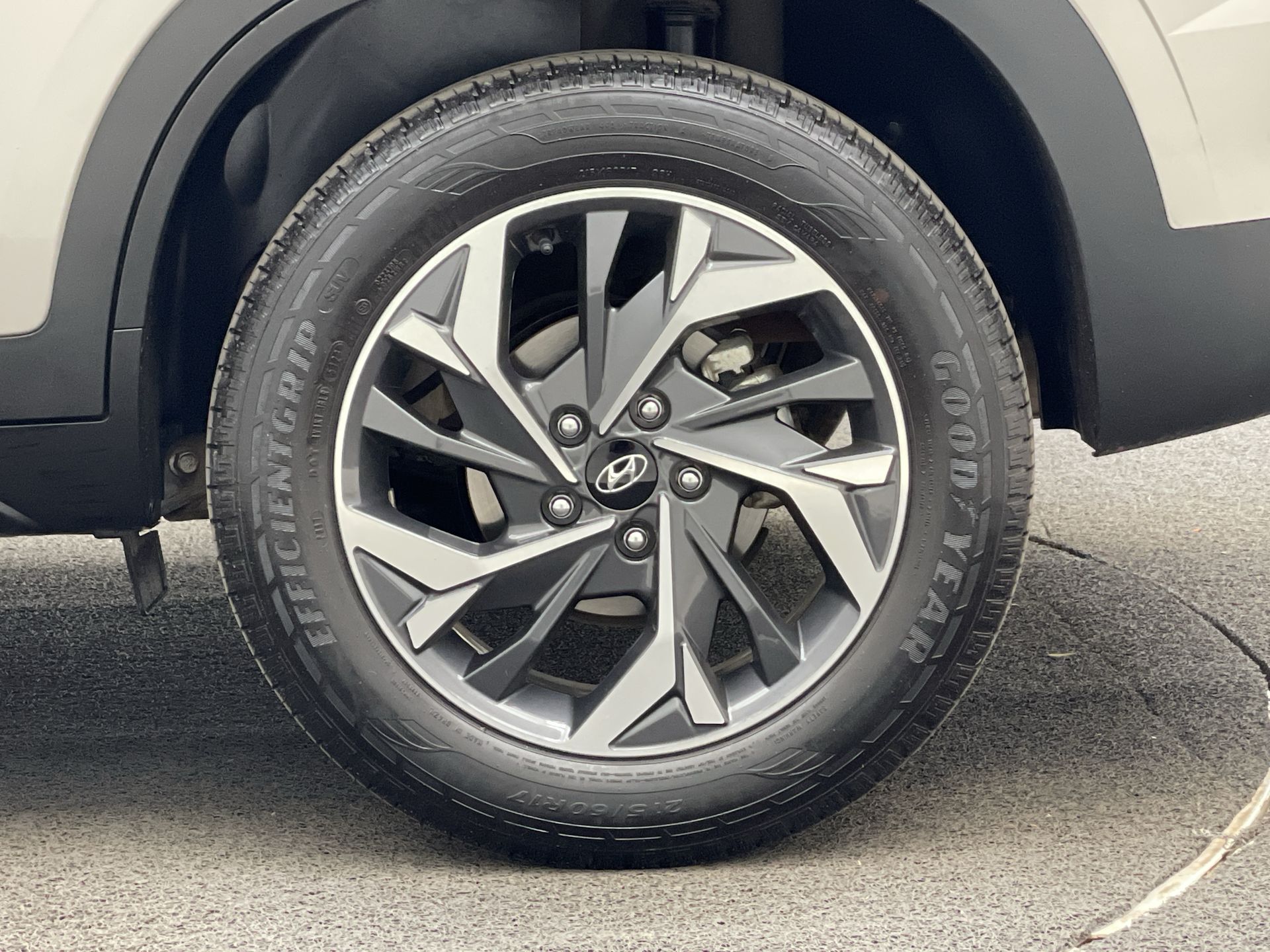 Creta Limited 1.0 TB 12V Flex Aut.