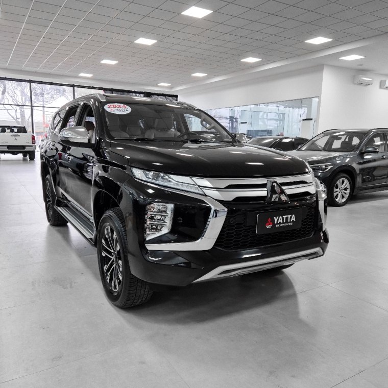 2.4 16V MIVEC TURBO DIESEL HPE-S AWD AUTOMÁTICO