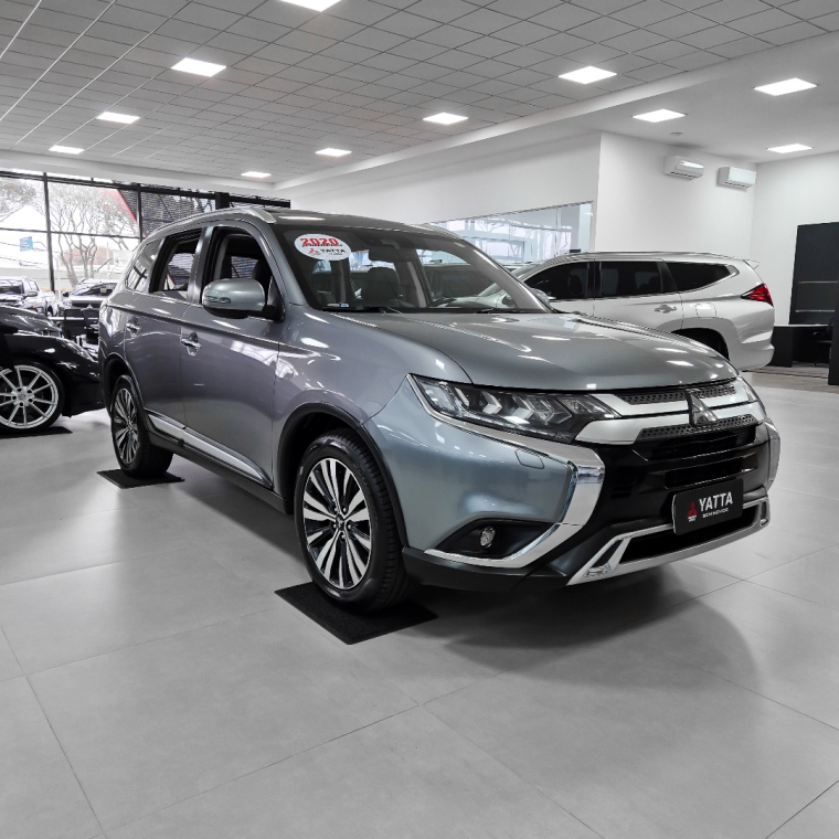 2.2 MIVEC DI-D DIESEL HPE-S AWD AUTOMÁTICO