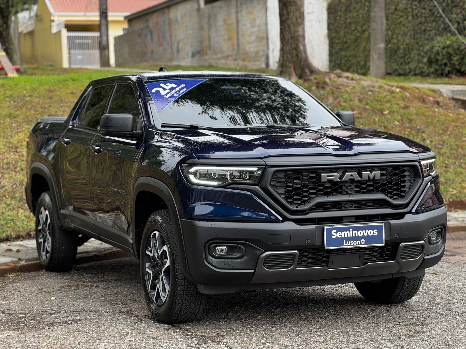 RAMPAGE REBEL 2.0 TB CD 4X4 Diesel Aut.
