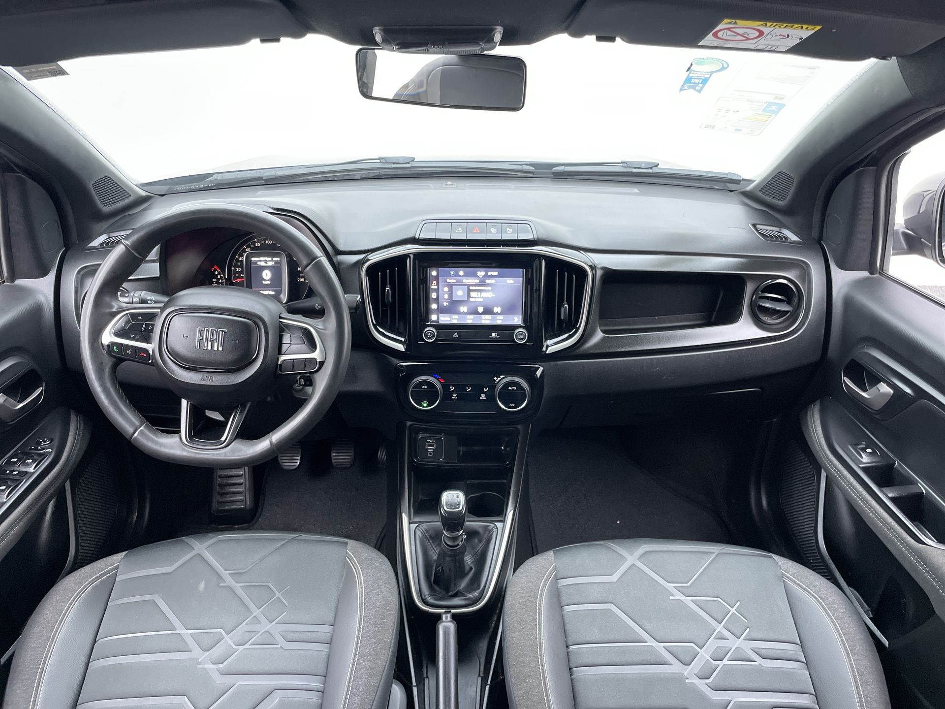 Fiat-STRADA-Strada Volcano 1.3 Flex 8V CD