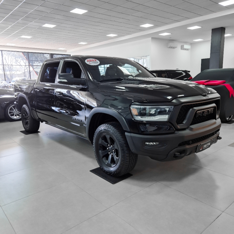 5.7 V8 GASOLINA REBEL CD 4X4 AUTOMÁTICO
