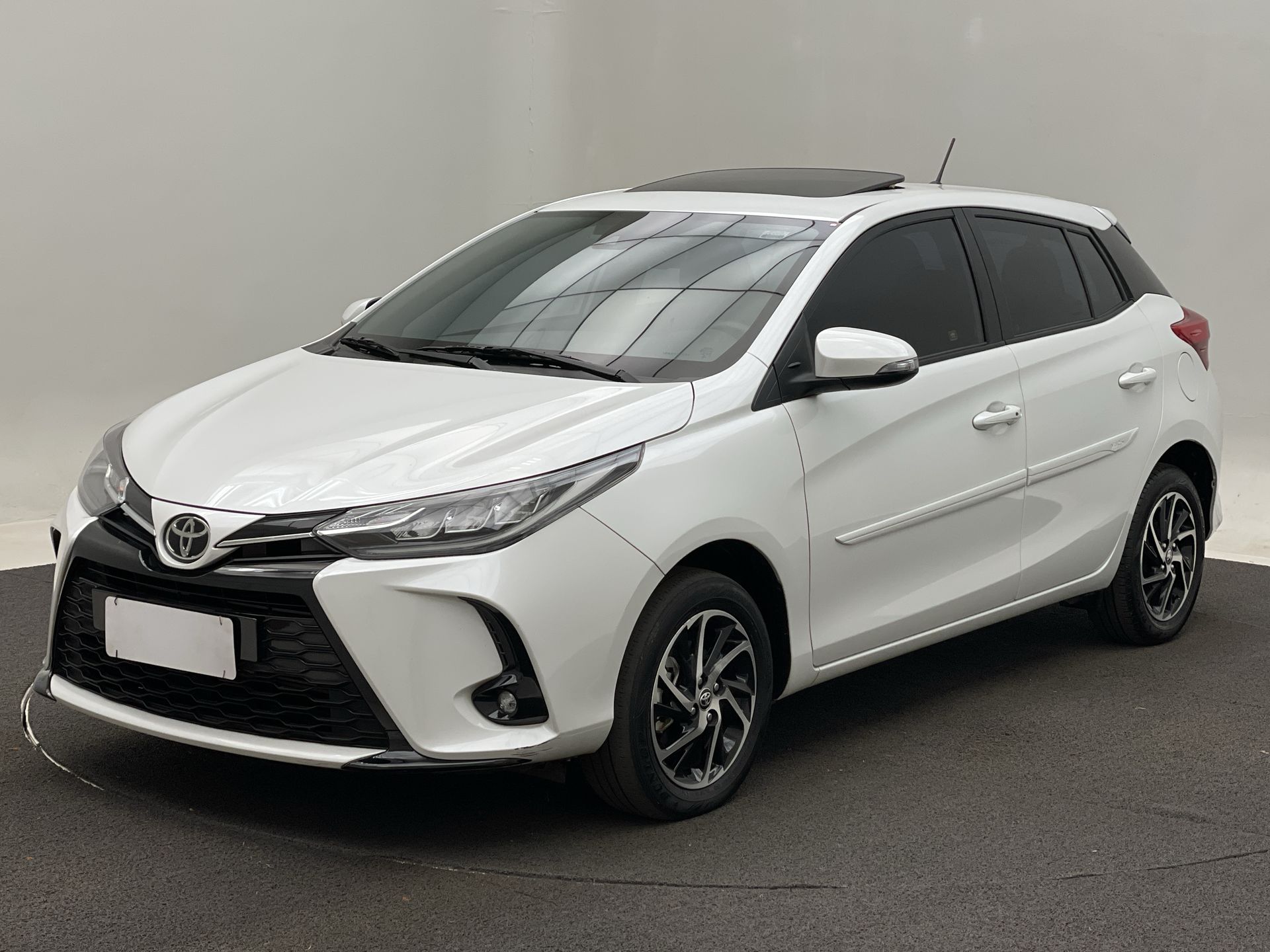 Toyota-YARIS-YARIS XLS Connect 1.5 Flex 16V 5p Aut.
