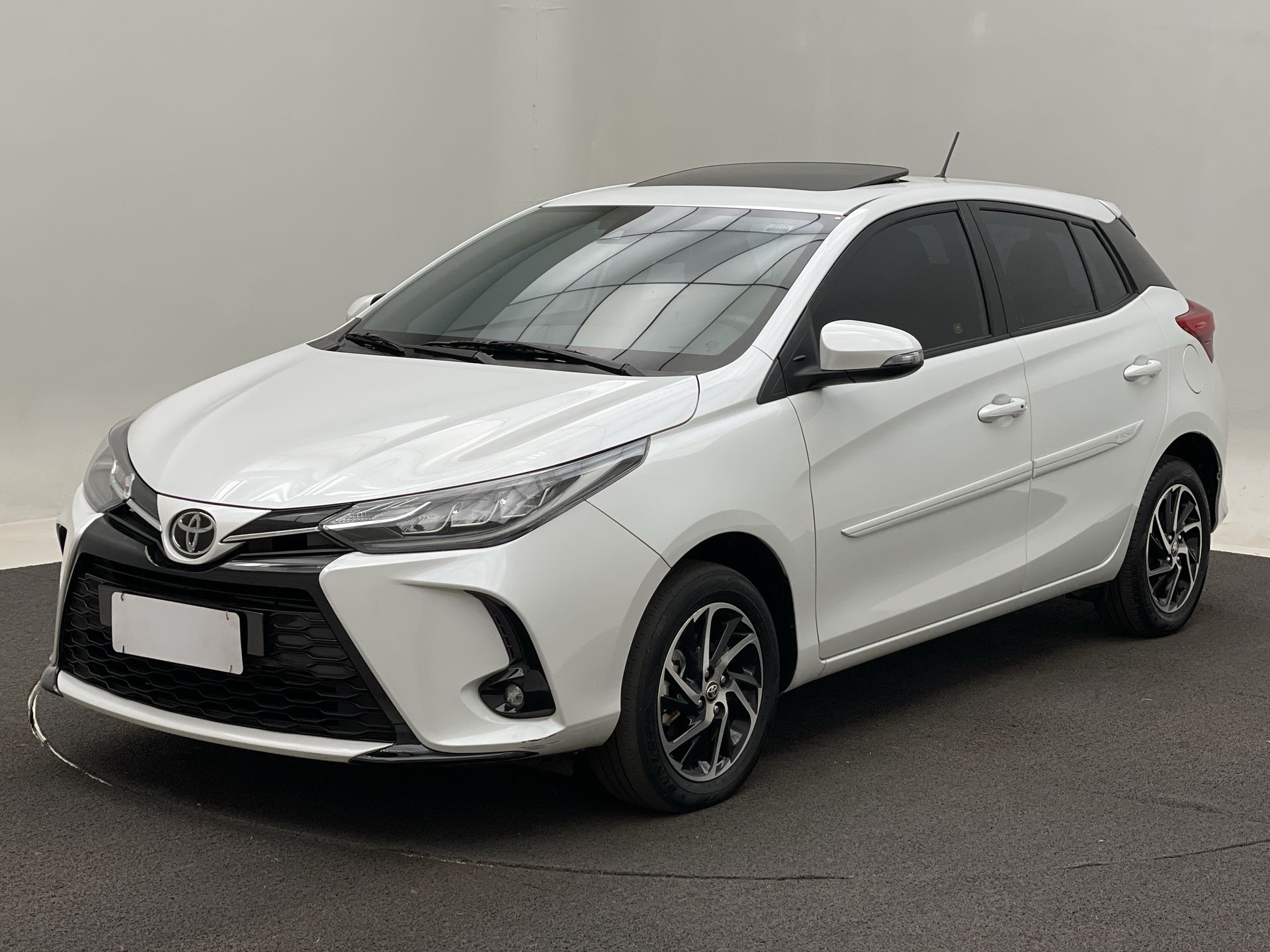 Toyota-YARIS-YARIS XLS Connect 1.5 Flex 16V 5p Aut.