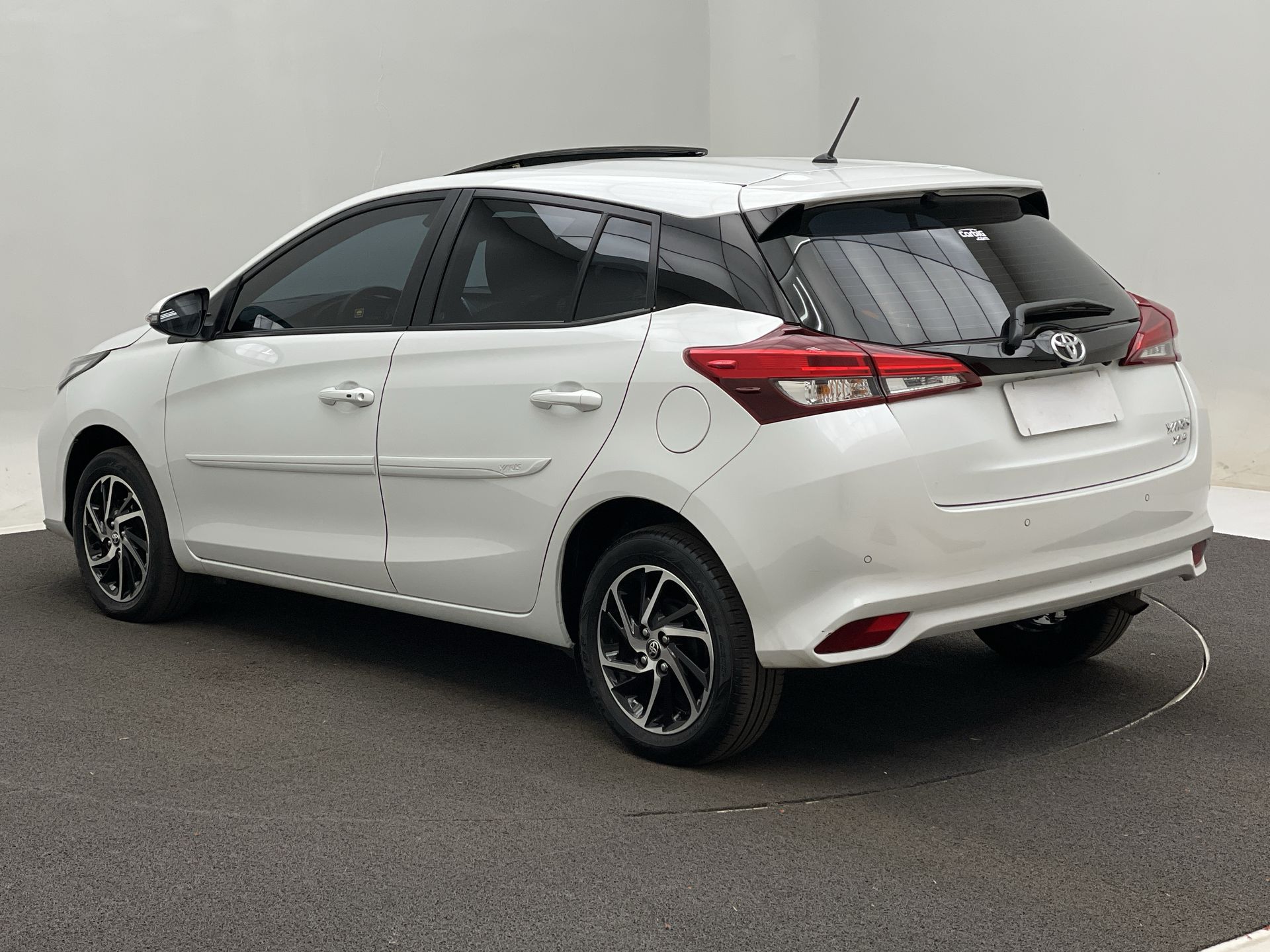 Toyota-YARIS-YARIS XLS Connect 1.5 Flex 16V 5p Aut.