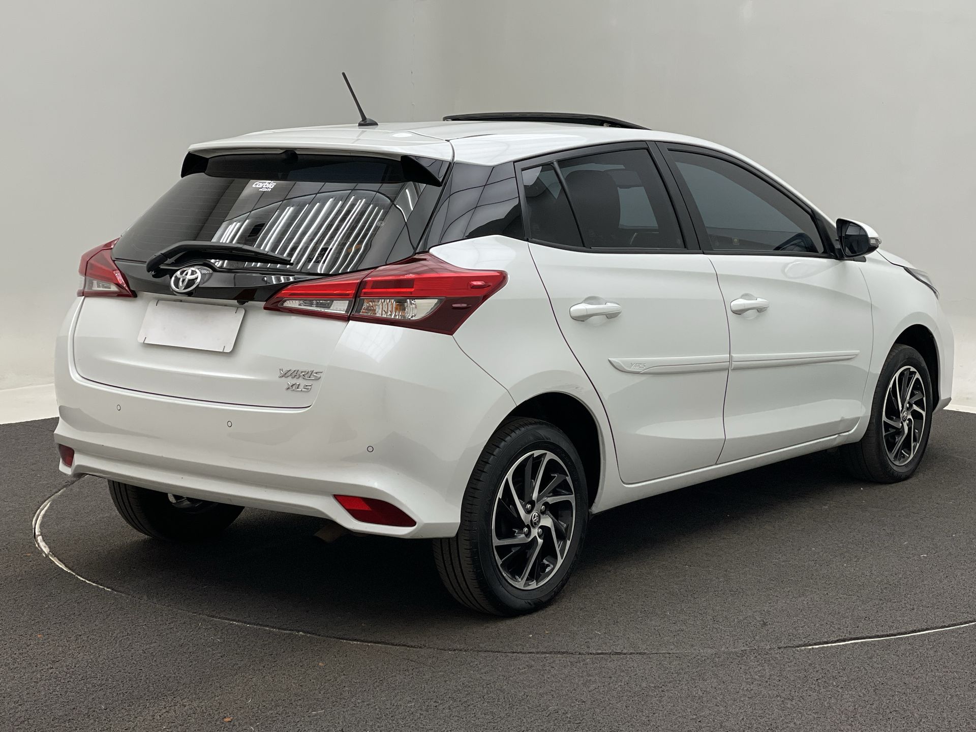 Toyota-YARIS-YARIS XLS Connect 1.5 Flex 16V 5p Aut.