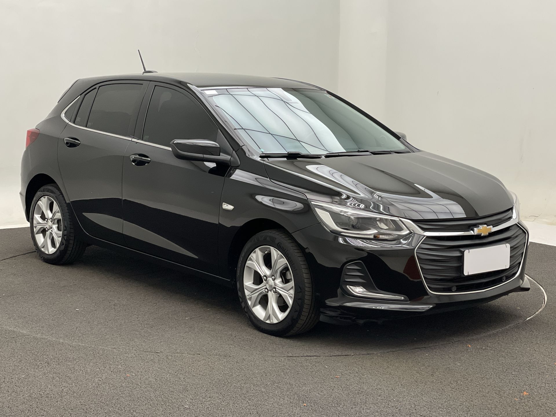 GM - Chevrolet-ONIX-ONIX HATCH PREM. 1.0 12V TB Flex 5p Aut.