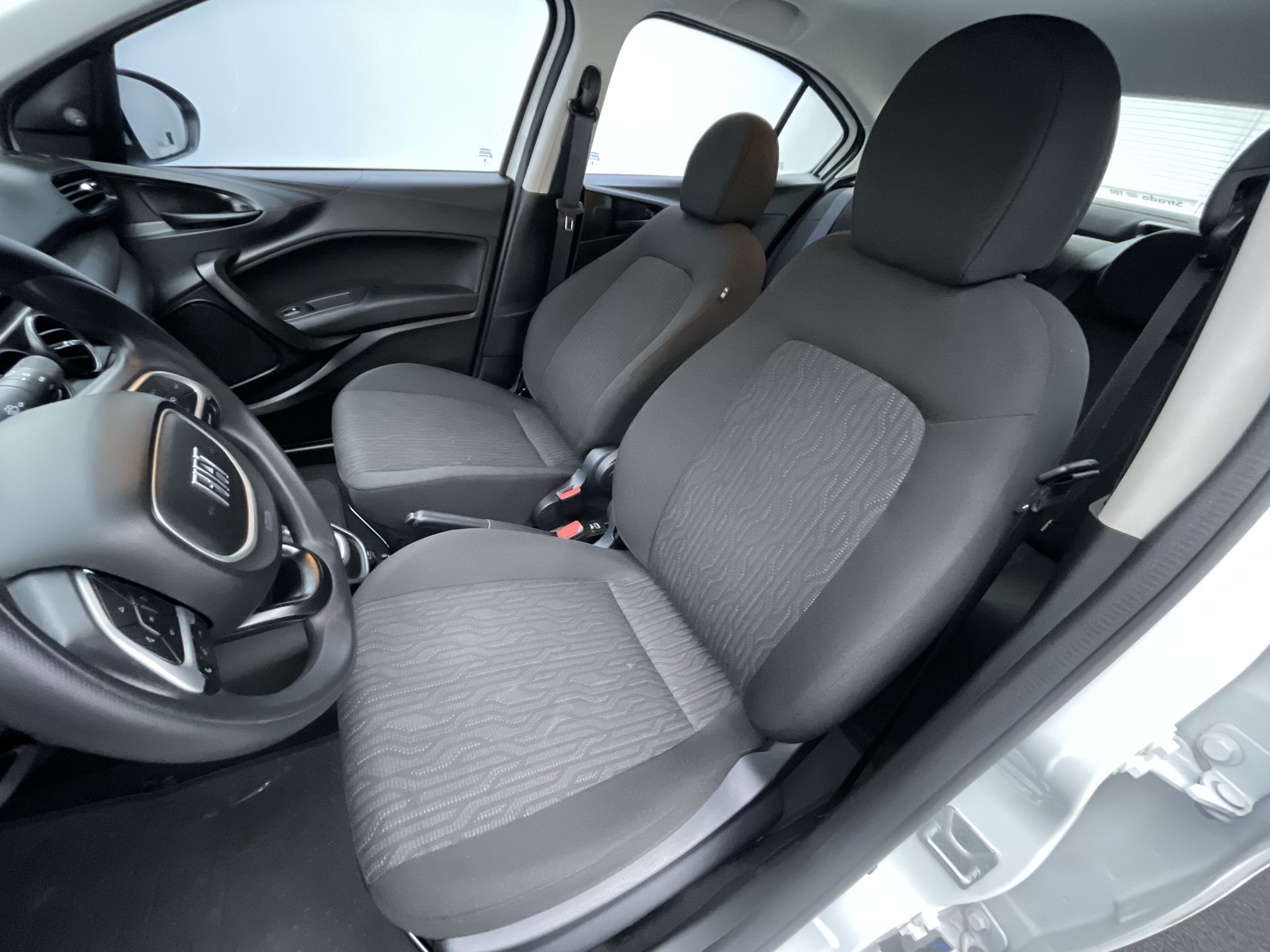 cronos drive 1.3 8v flex aut.
