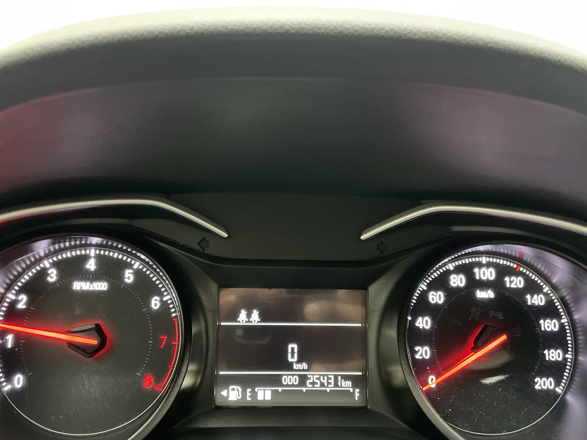 ONIX SEDAN Plus LT 1.0 12V Flex 4p Mec.