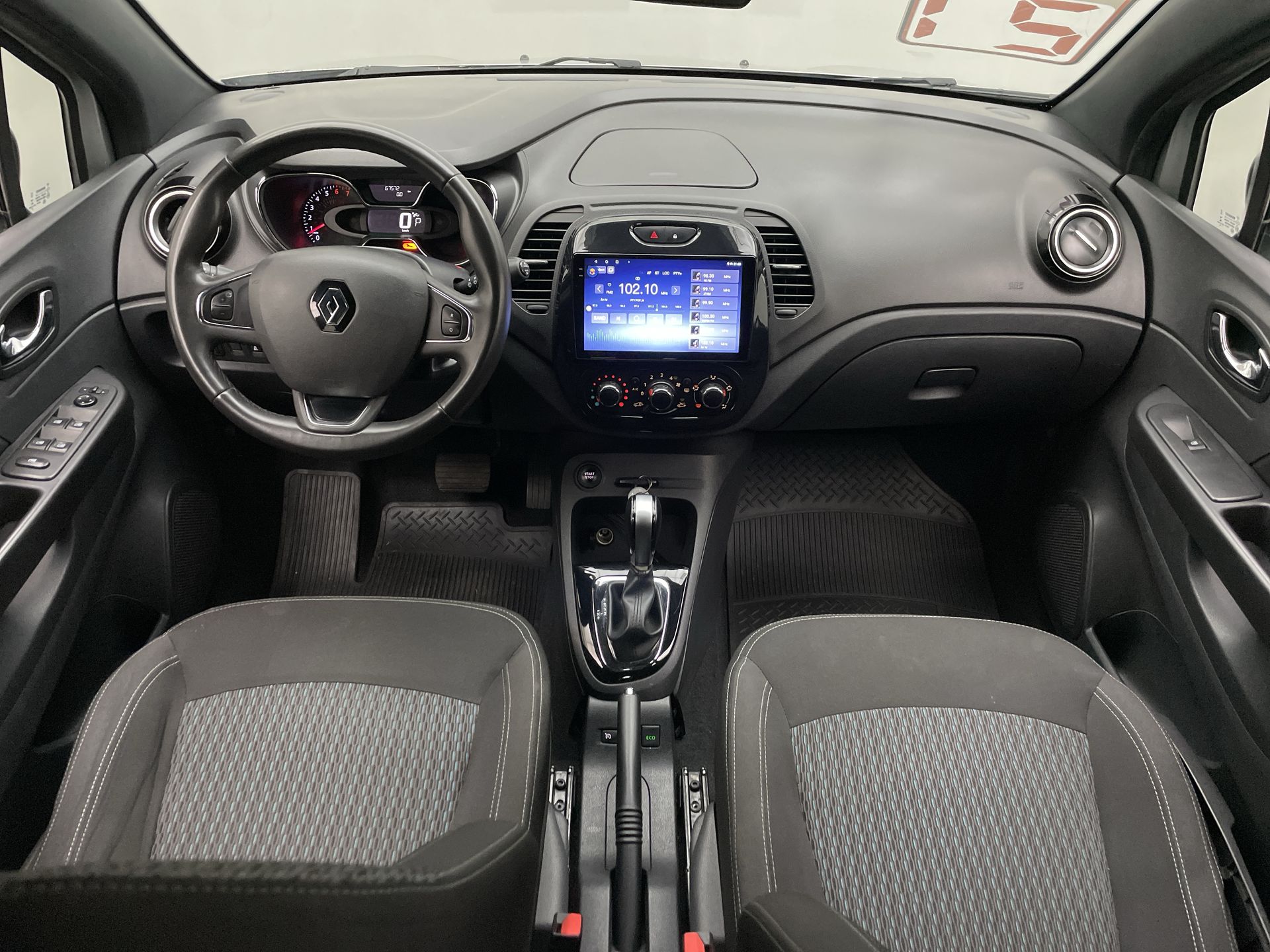 CAPTUR Life 1.6 16V Flex 5p Aut.