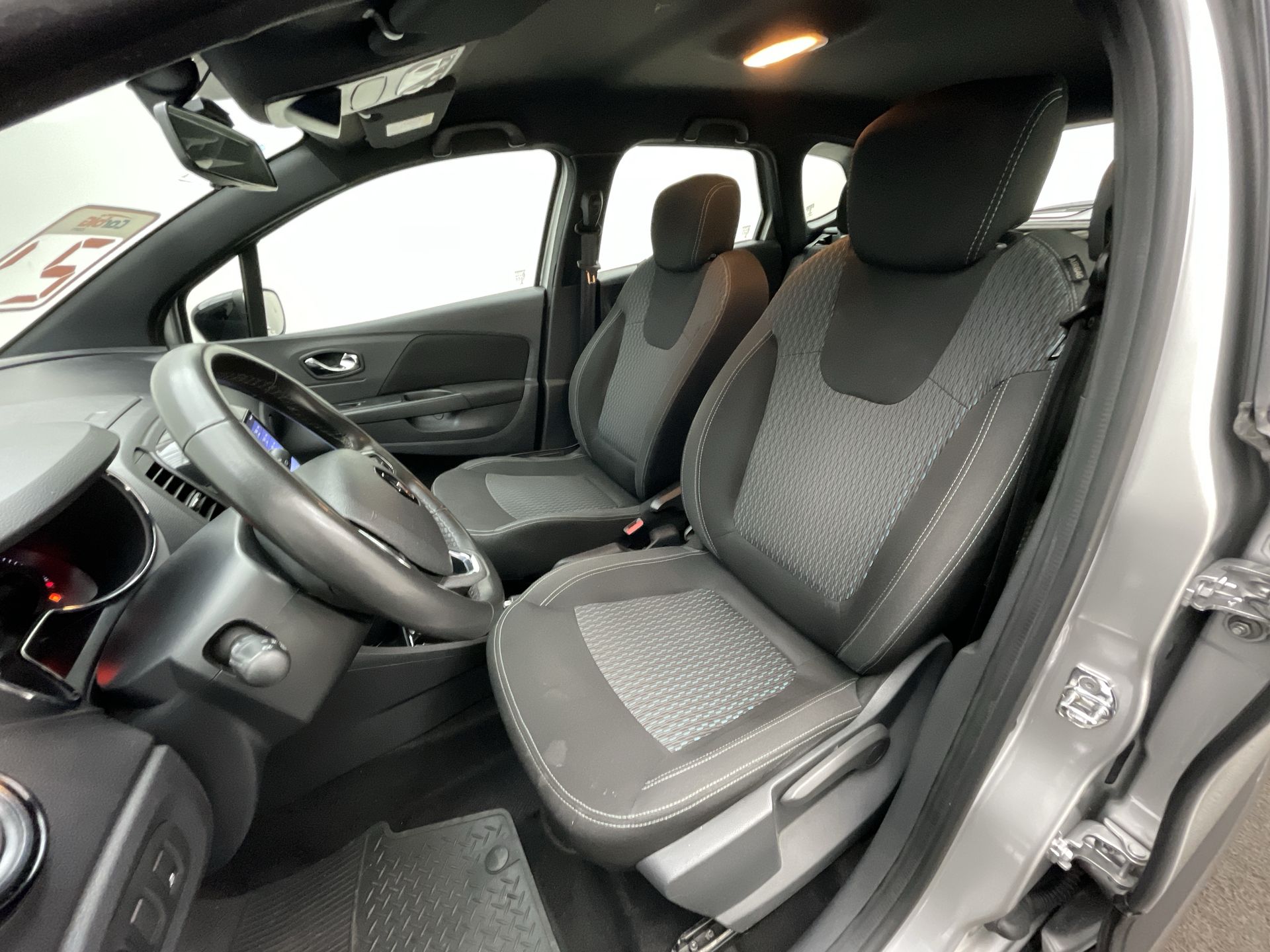 Renault-CAPTUR-CAPTUR Life 1.6 16V Flex 5p Aut.