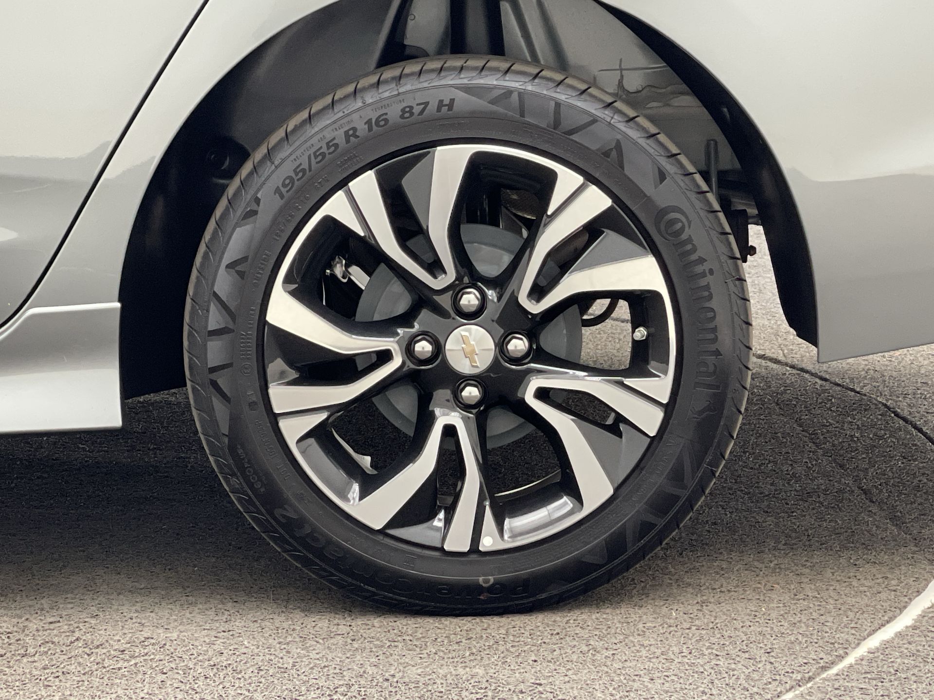 ONIX SED. Plus PREM. 1.0 12V TB Flex Aut