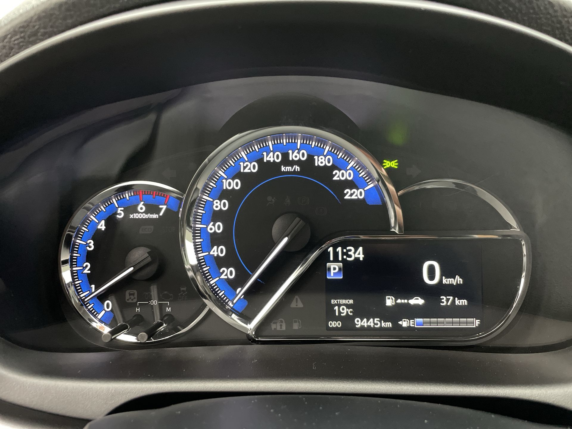Toyota-YARIS-YARIS XS Sedan 1.5 Flex 16V 4p Aut.