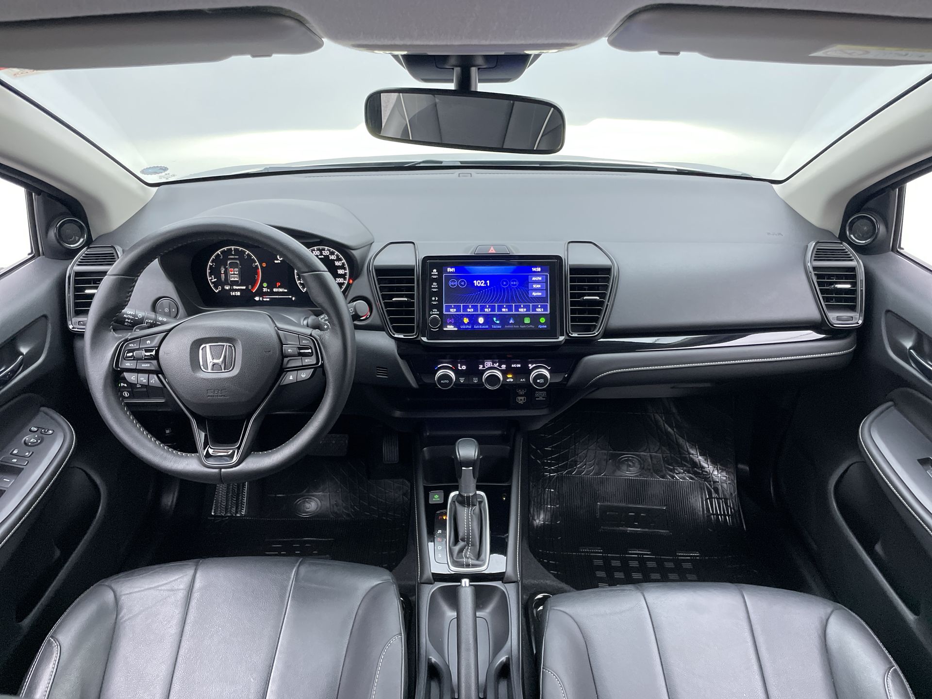 CITY Hatchback Touring 1.5 Flex 16V Aut