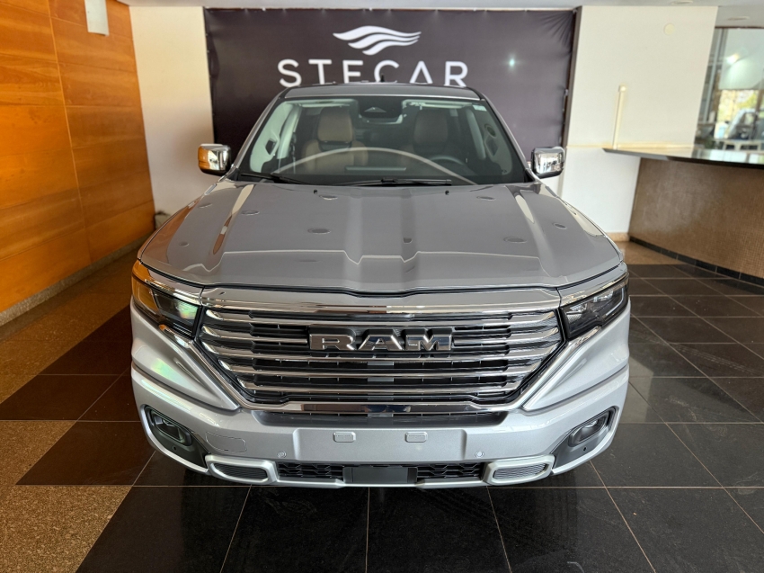 2.2 TURBO DIESEL LARAMIE 4X4 AUTOMÁTICO