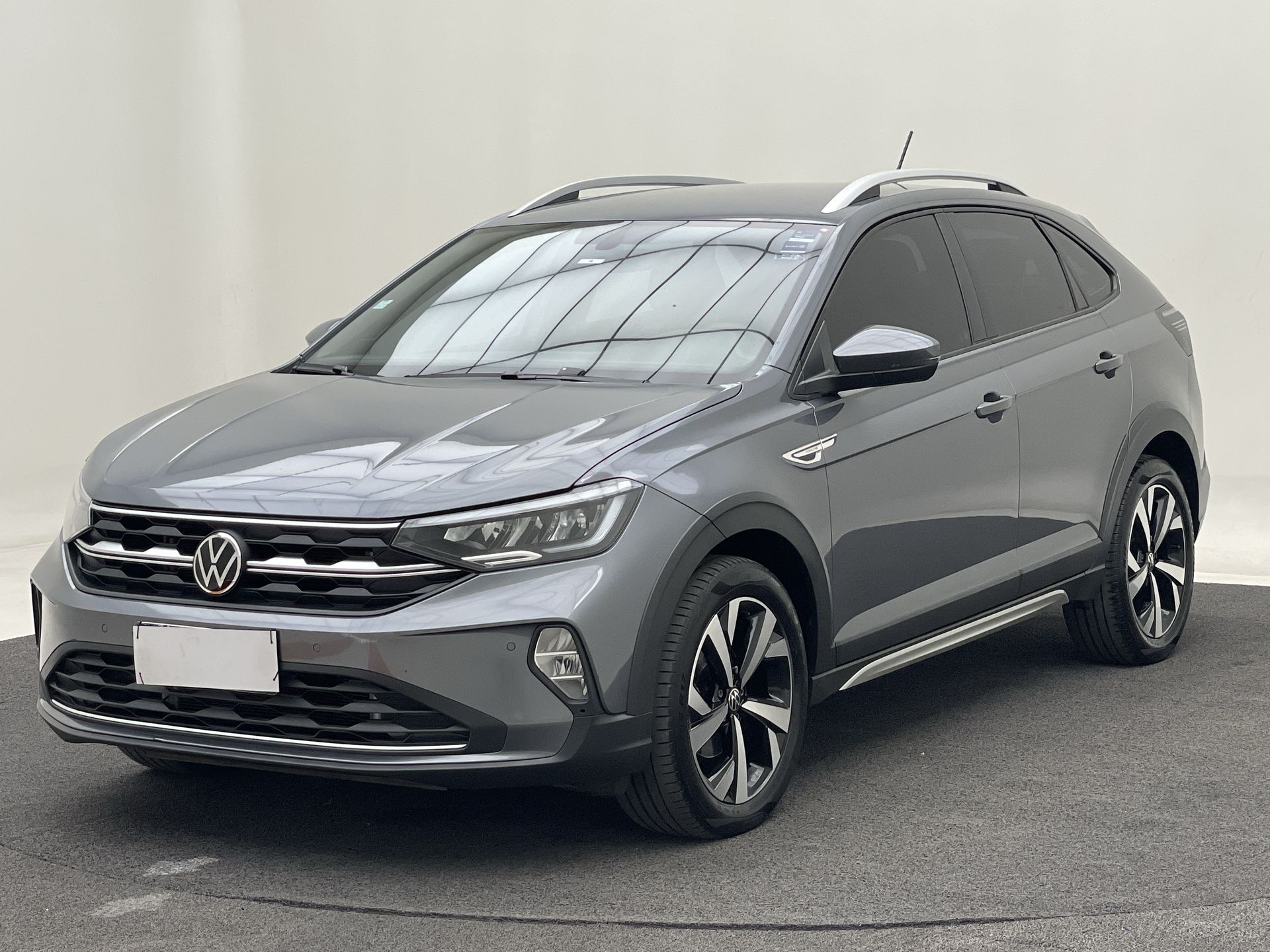 Nivus Highline 1.0 200 TSI Flex Aut.
