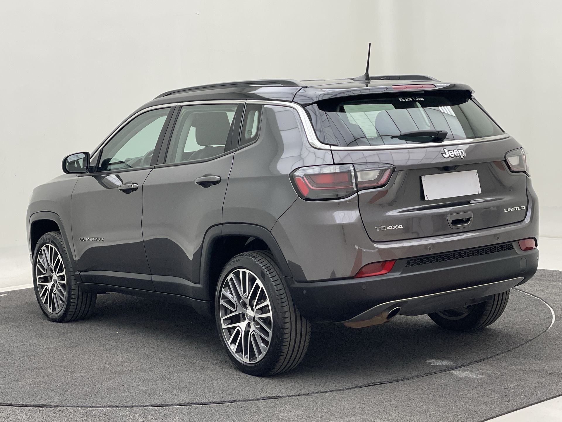 Jeep-COMPASS-COMPASS LIMITED 2.0 4x4 Diesel 16V Aut.