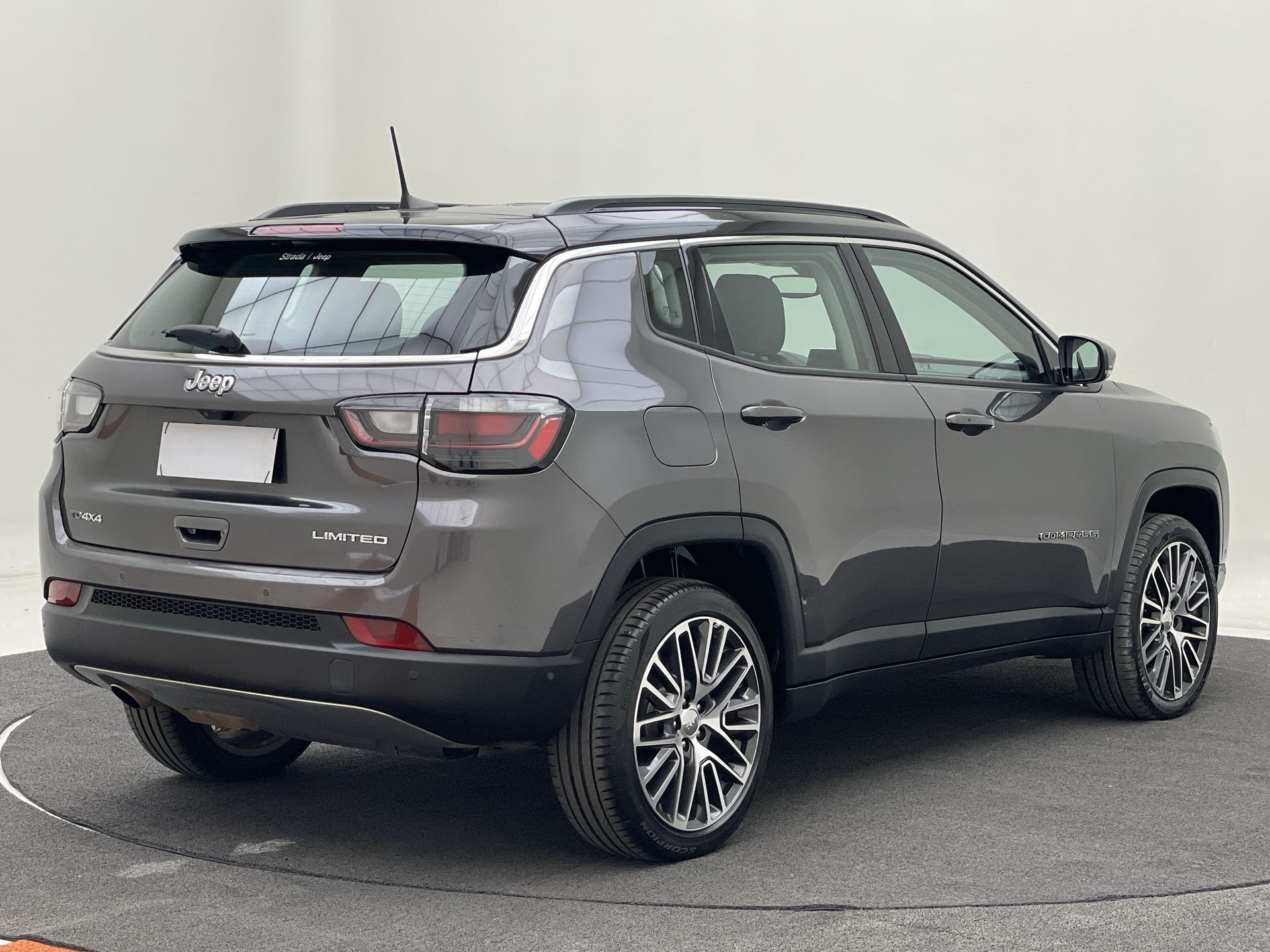Jeep-COMPASS-COMPASS LIMITED 2.0 4x4 Diesel 16V Aut.