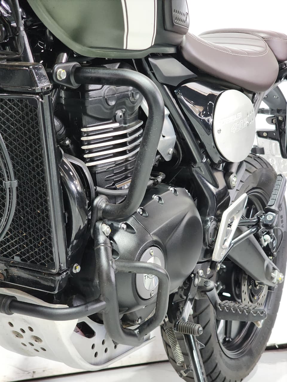TRIUMPH-SCRAMBLER-SCRAMBLER 400X