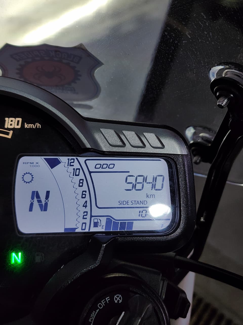 TRIUMPH-SCRAMBLER-SCRAMBLER 400X