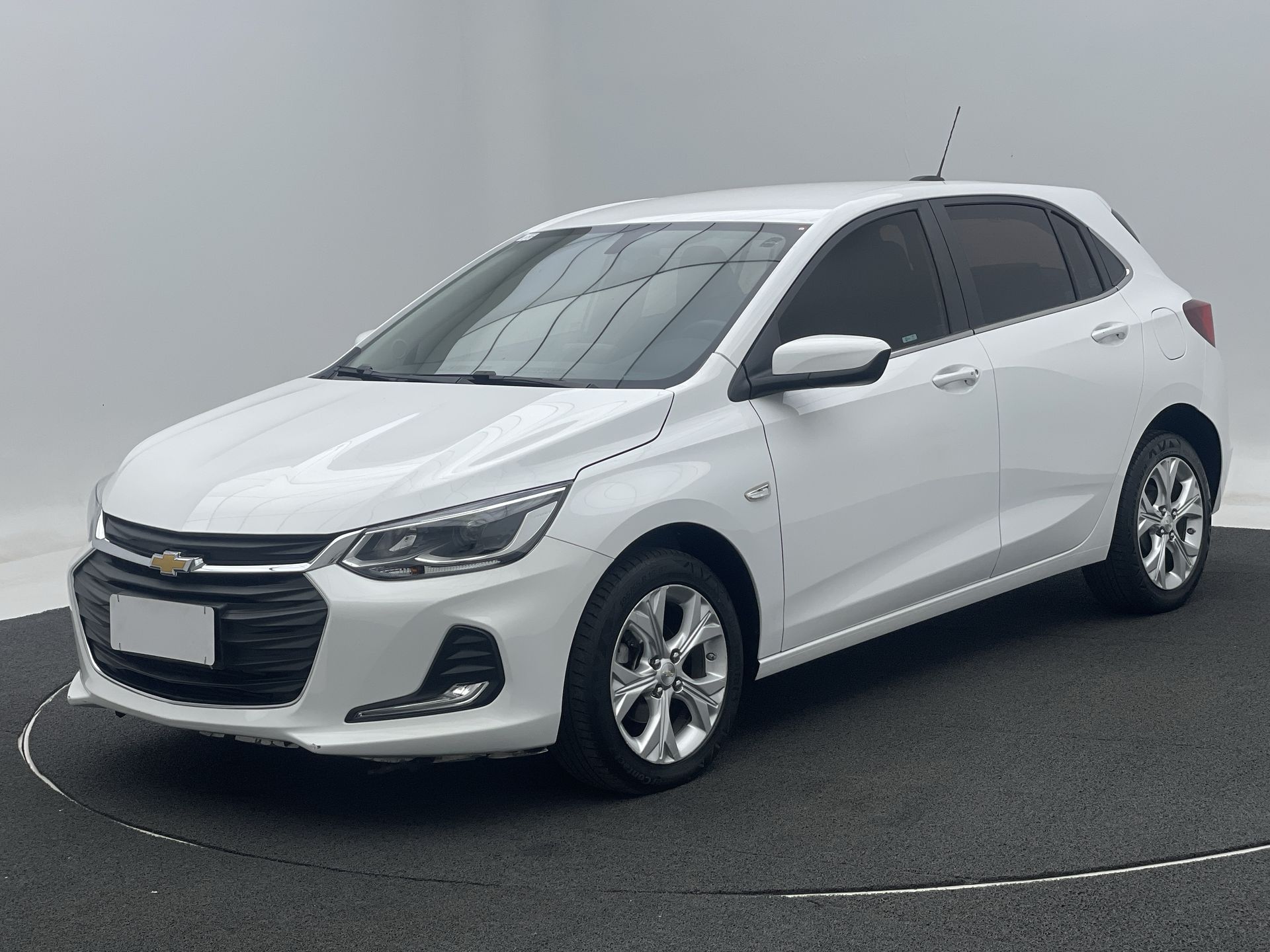 ONIX HATCH PREM. 1.0 12V TB Flex 5p Aut.