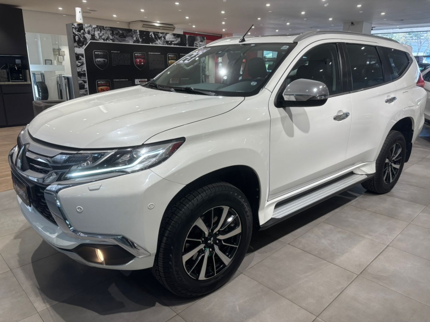 2.4 16V MIVEC TURBO DIESEL HPE AWD AUTOMÁTICO