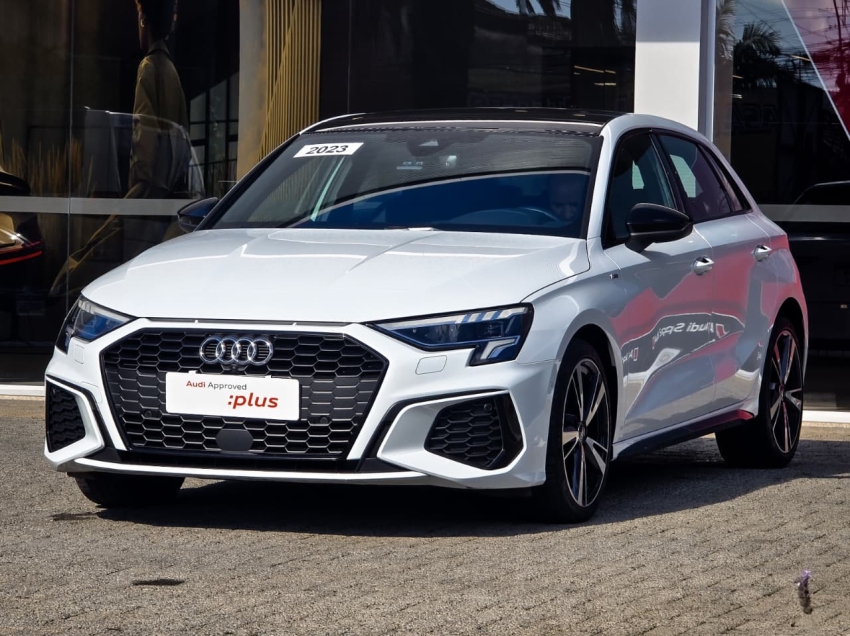 2.0 40 TFSI MHEV SPORTBACK PERFORMANCE BLACK S-TRONIC