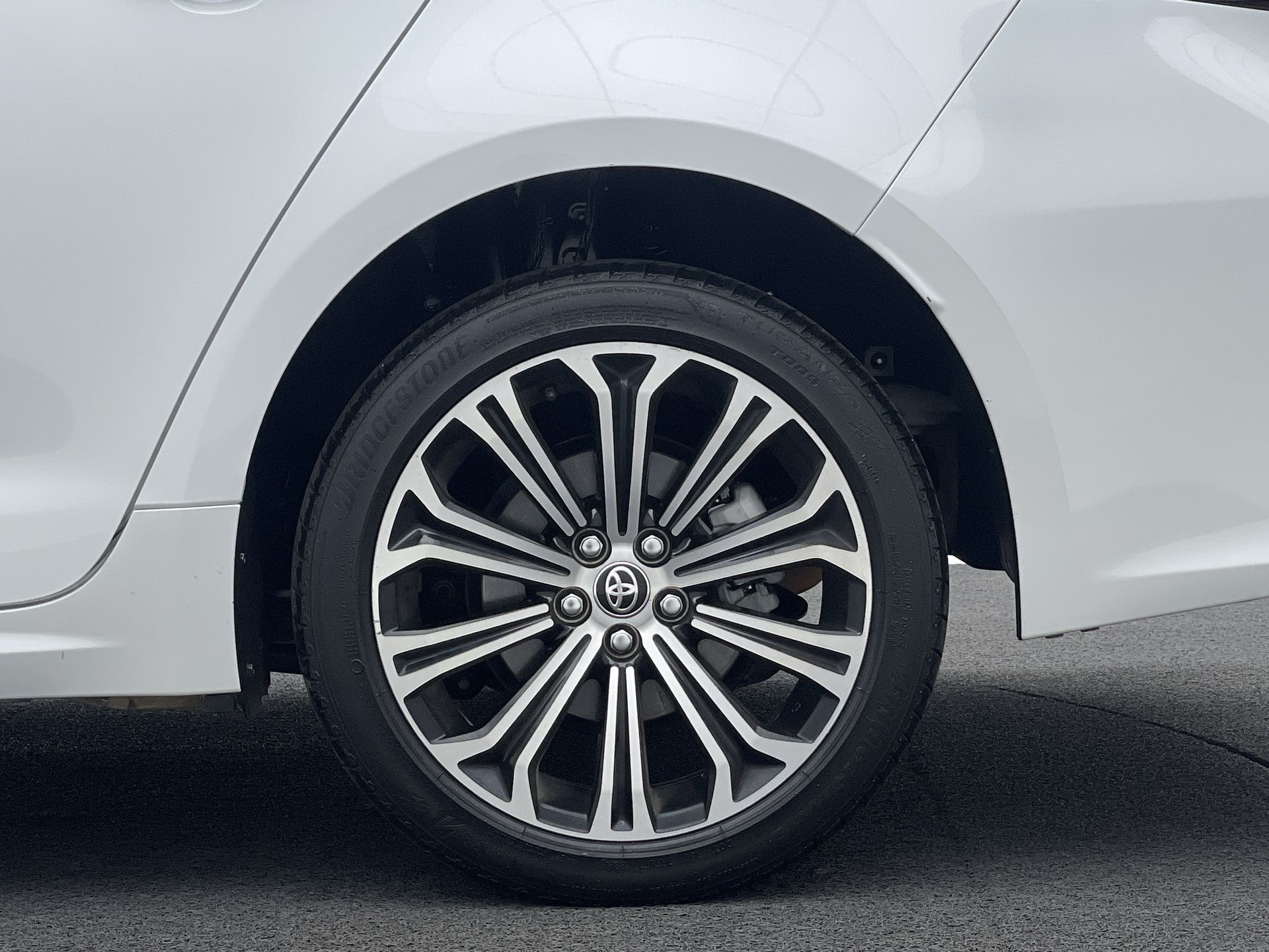 Toyota-COROLLA-Corolla Altis Hybrid 1.8 16V Flex Aut.