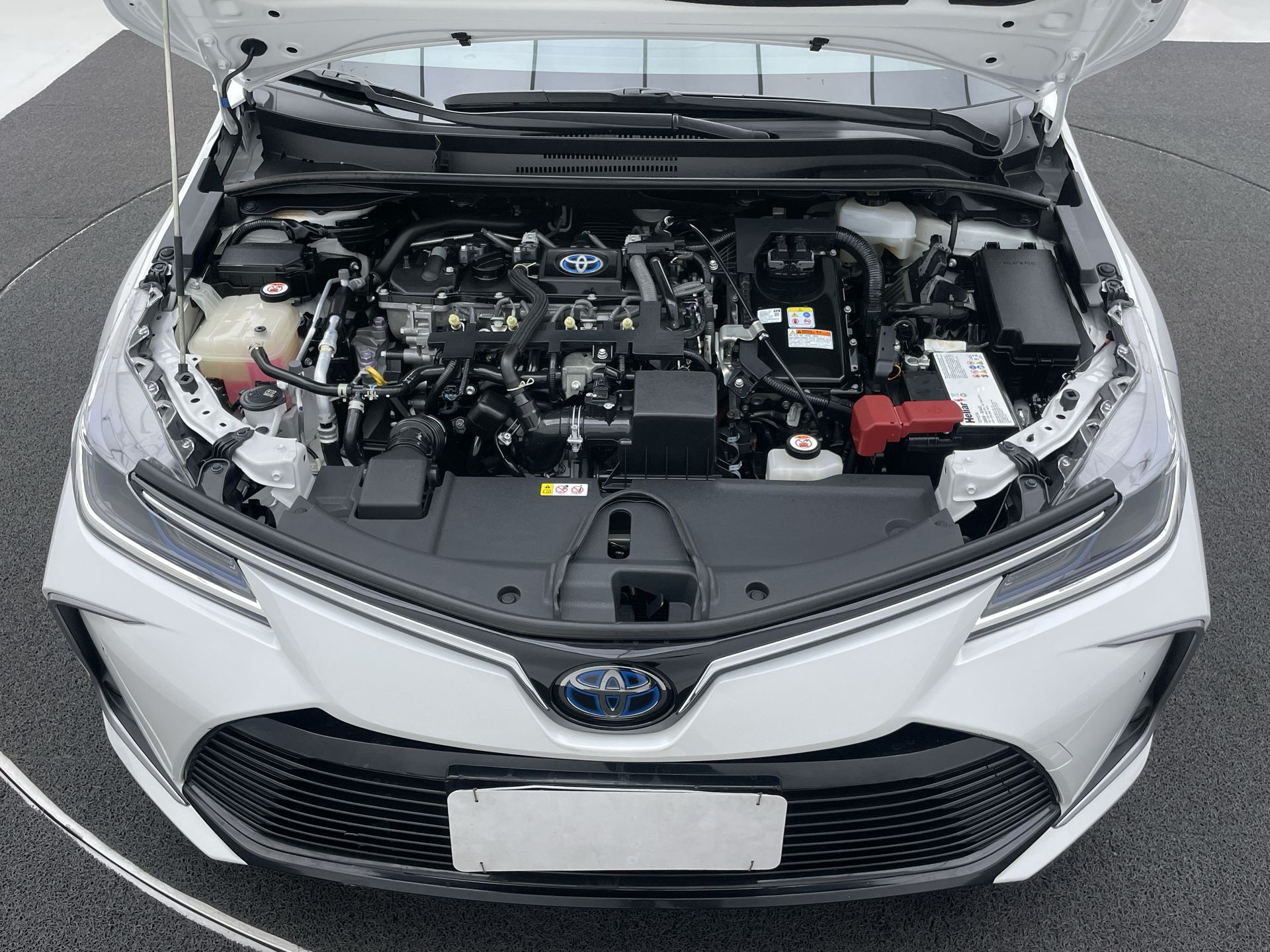Toyota-COROLLA-Corolla Altis Hybrid 1.8 16V Flex Aut.