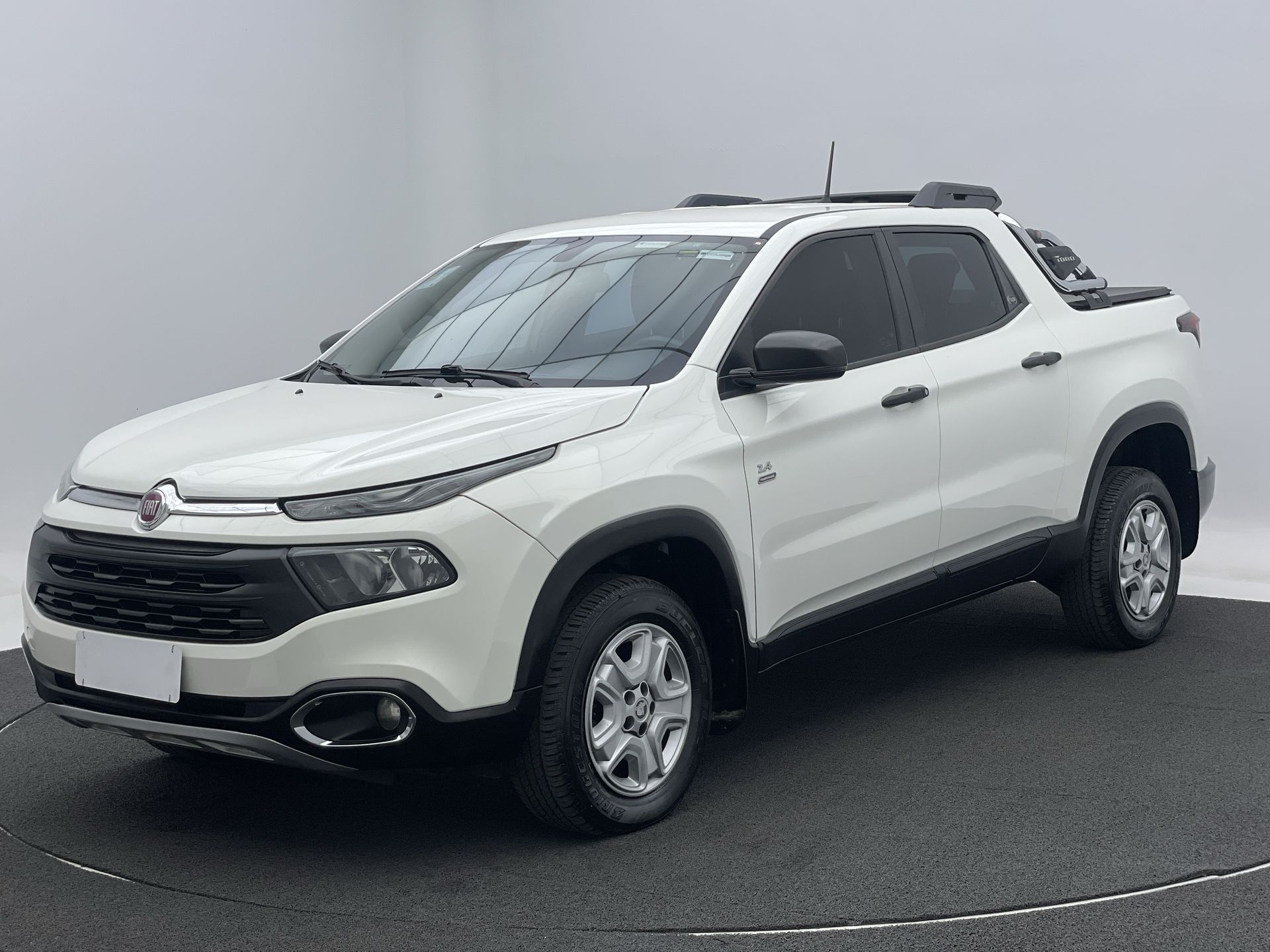 Fiat-TORO-Toro Freedom 2.4 16V Flex Aut.