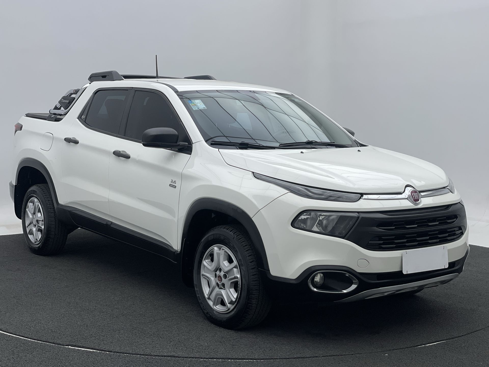 Fiat-TORO-Toro Freedom 2.4 16V Flex Aut.