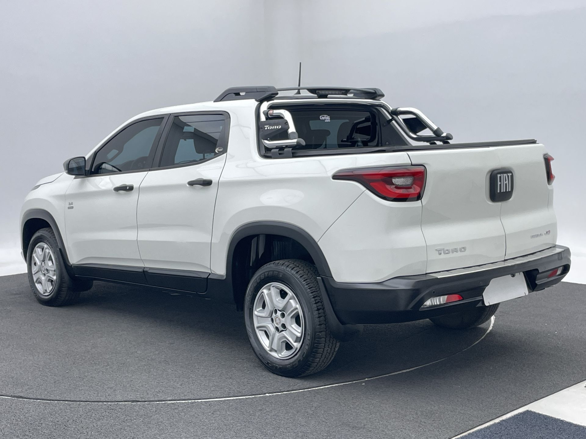 Fiat-TORO-Toro Freedom 2.4 16V Flex Aut.