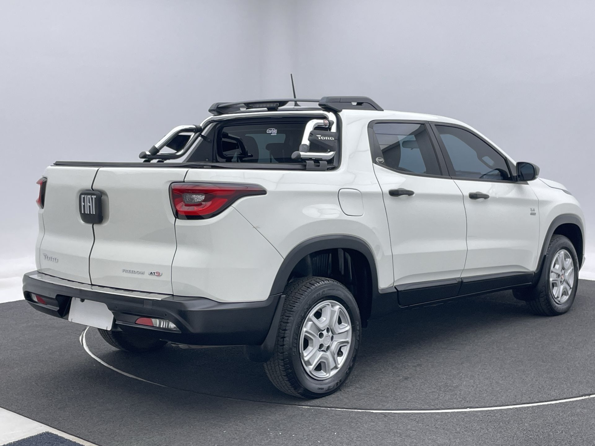 Fiat-TORO-Toro Freedom 2.4 16V Flex Aut.
